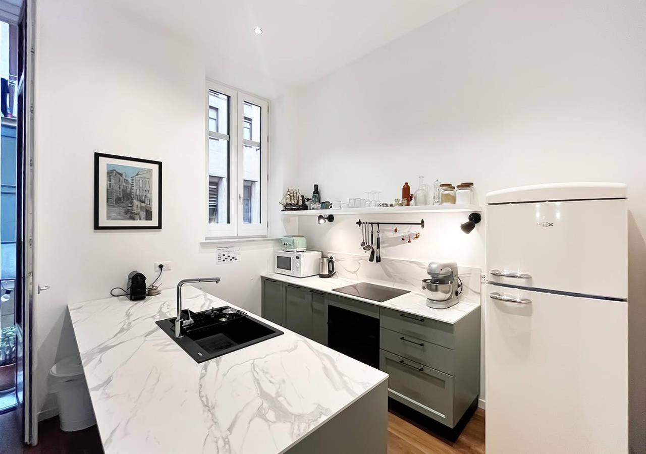 Solemar Sicilia - Palazzo Pirrotta Apartment Palermo Bagian luar foto