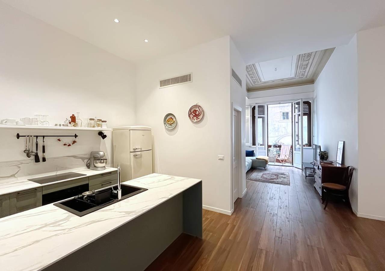Solemar Sicilia - Palazzo Pirrotta Apartment Palermo Bagian luar foto