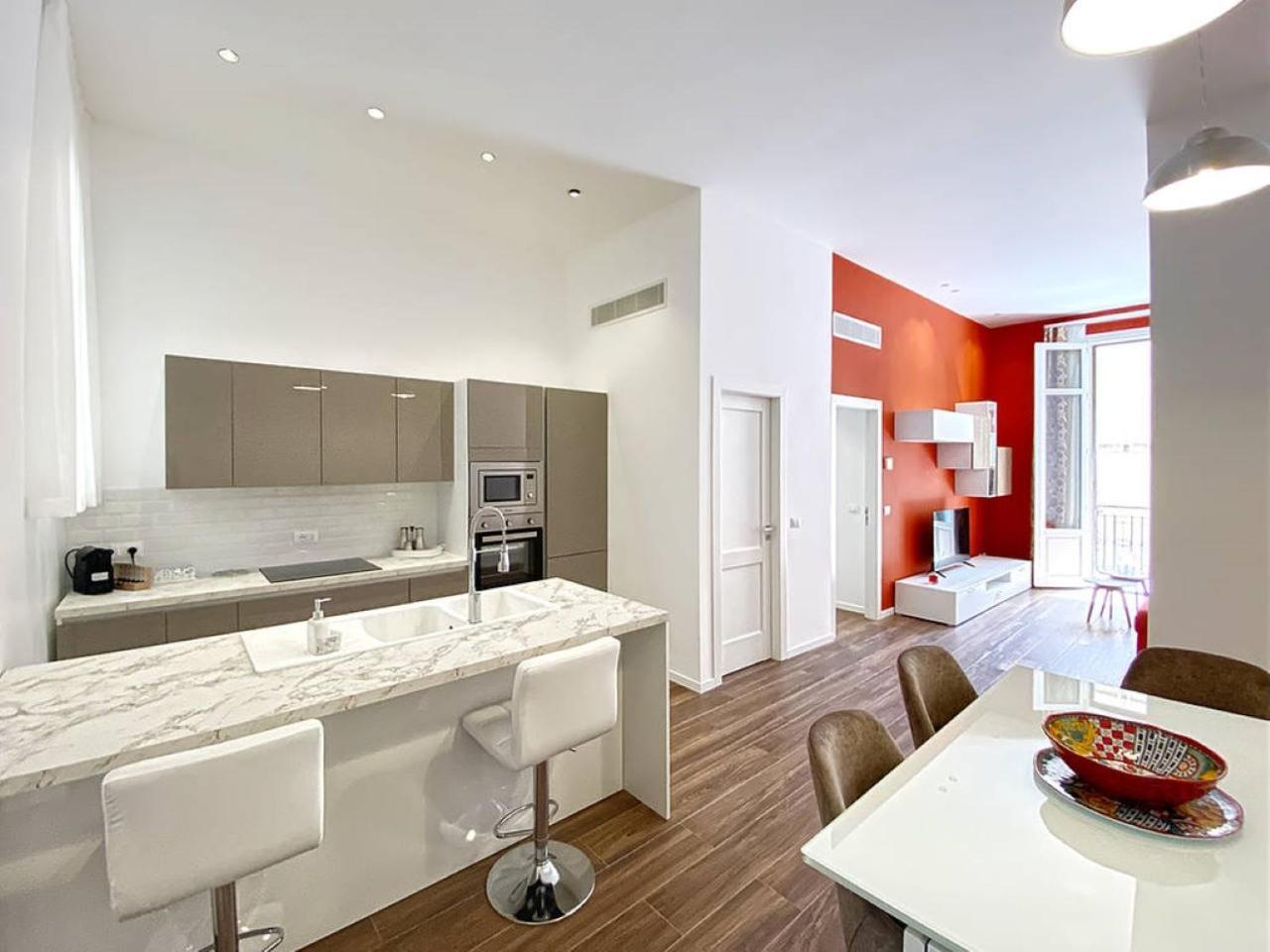 Solemar Sicilia - Palazzo Pirrotta Apartment Palermo Bagian luar foto